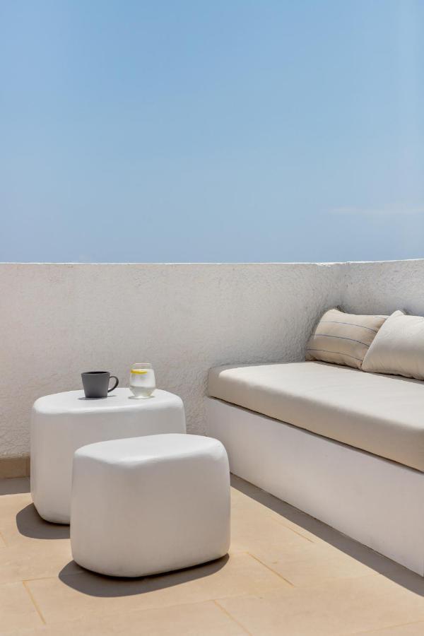 Voca Hotel & Suites Kamári Kültér fotó
